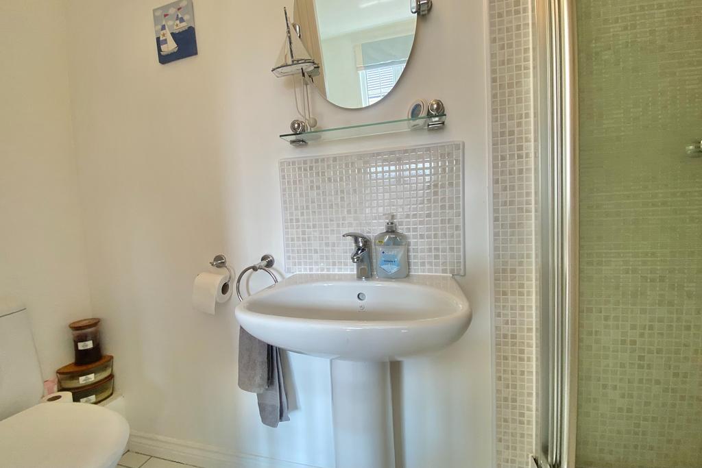 Bedroom 2 En Suite