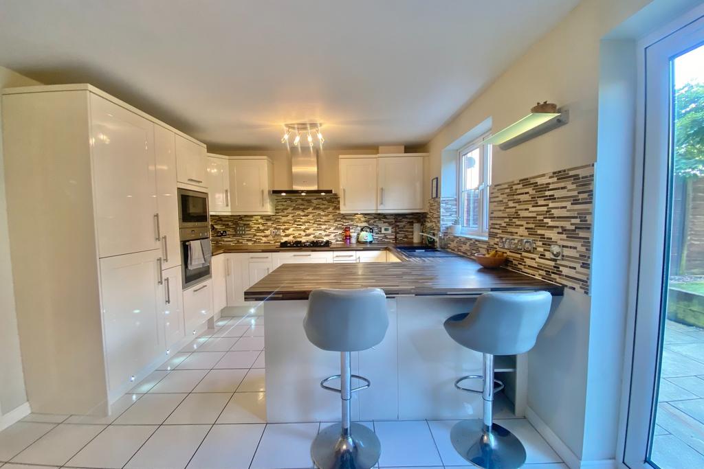 Kitchen/Breakfast