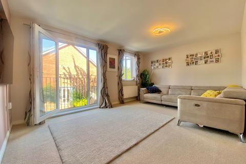 14 Blake Close, Whiteley, Fareham, PO15 7LT