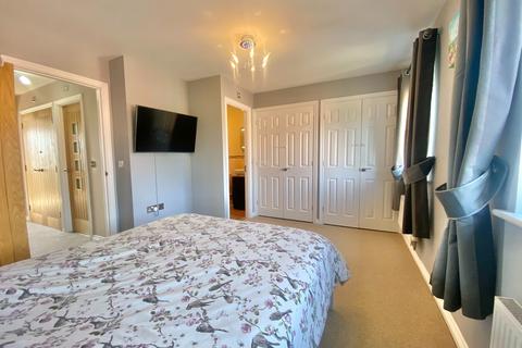 14 Blake Close, Whiteley, Fareham, PO15 7LT