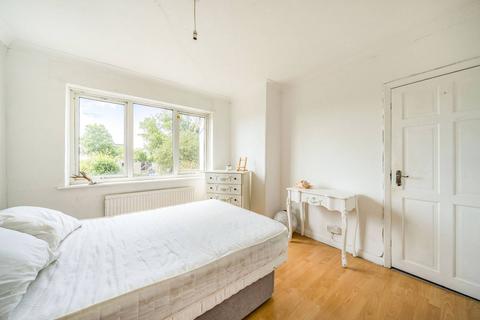 110 Ridgeway Drive, Bromley, BR1 5DD