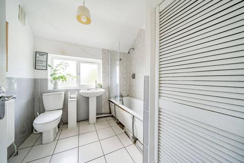 110 Ridgeway Drive, Bromley, BR1 5DD
