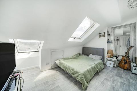 110 Ridgeway Drive, Bromley, BR1 5DD