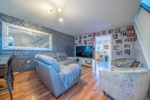 54 Lingfield Close, Netherton, Bootle, L30 1BB
