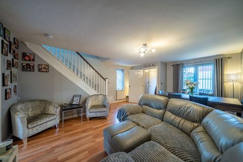 54 Lingfield Close, Netherton, Bootle, L30 1BB
