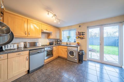 54 Lingfield Close, Netherton, Bootle, L30 1BB