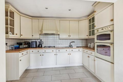 4 bedroom detached bungalow for sale, Furze View, Rickmansworth WD3