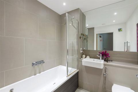 3 bedroom apartment to rent, Butler Court, Battersea SW11