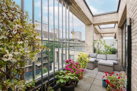 3 bedroom apartment to rent, Butler Court, Battersea SW11