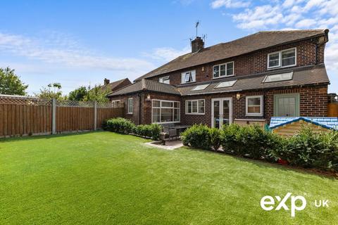 undefined, Elmcroft, Southwell NG25
