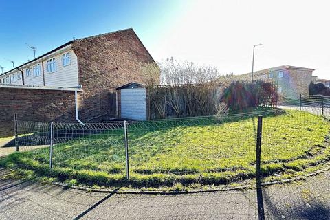 31 Walnut Way, Swanley, BR8 7TS