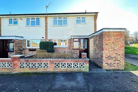 31 Walnut Way, Swanley, BR8 7TS