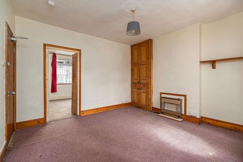128 Bath Road, Kettering, NN16 8NE
