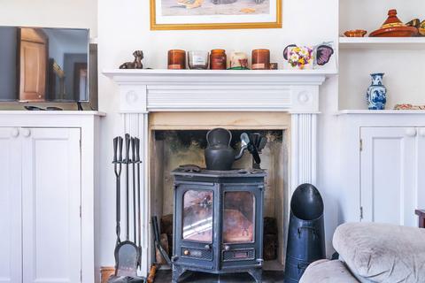 The Glen Devizes Road, Box, Corsham, SN13 8DY