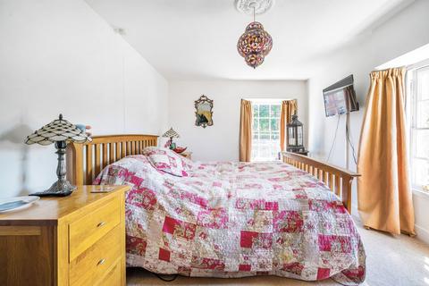 The Glen Devizes Road, Box, Corsham, SN13 8DY