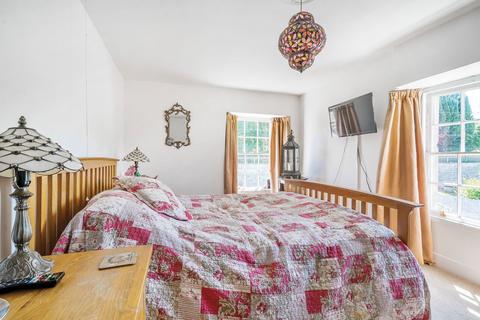 The Glen Devizes Road, Box, Corsham, SN13 8DY