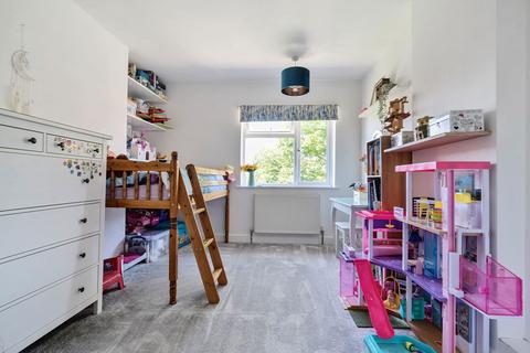 30 Berryfield Park, Melksham, SN12 6EE