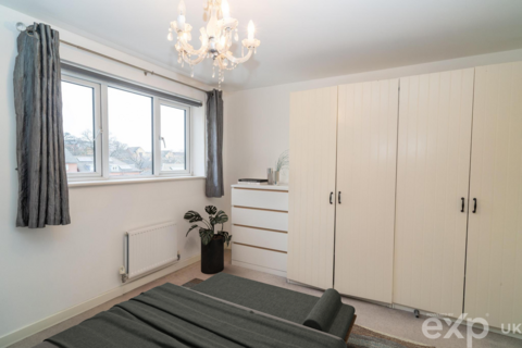 17, Mills Court Todd Close, Borehamwood, WD6 1FY
