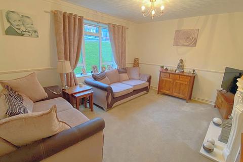 138 Highfield Road, Romford, RM5 3AG