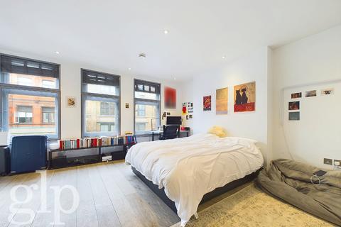 undefined, Shaftesbury Avenue, Soho, W1D
