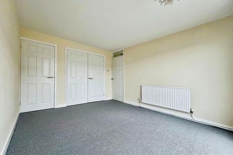 2 bedroom semi-detached bungalow for sale, Ravenfield Road, Doncaster DN3