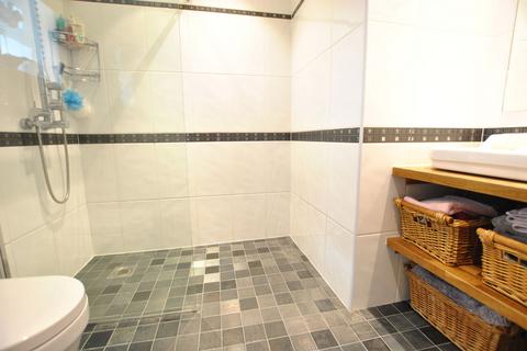 31 Burton End, West Wickham, Cambridge, CB21 4SD