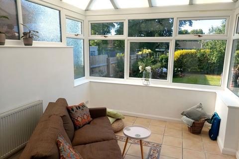 220 Heath Road, Wirral, CH63 2HG
