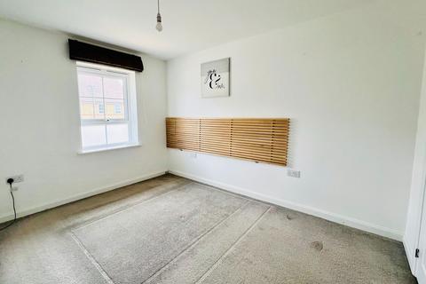 10 Cornelius Crescent, Fairfields, Milton Keynes, MK11 4BZ