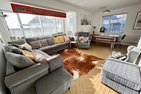 26 Fernwood Road, Sutton Coldfield, B73 5BQ
