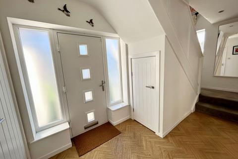 26 Fernwood Road, Sutton Coldfield, B73 5BQ