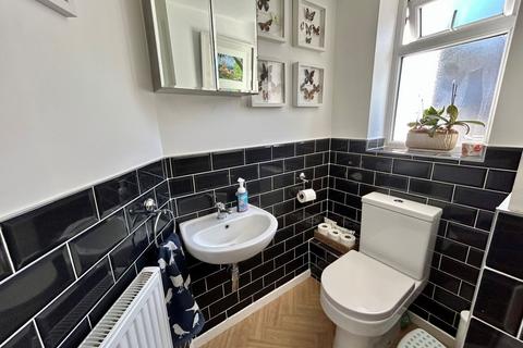 26 Fernwood Road, Sutton Coldfield, B73 5BQ