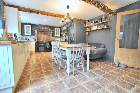 4 bedroom detached house for sale, 7 Dash End Lane, Haverhill CB9