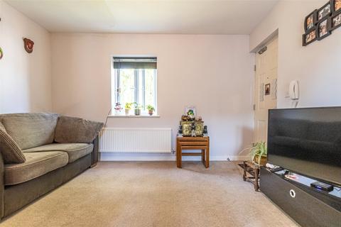 1 bedroom coach house for sale, Wayte Street, Swindon SN2