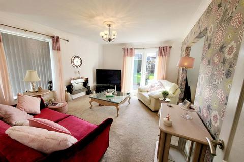 1 Lindwall Close, Manchester, M23 0EF