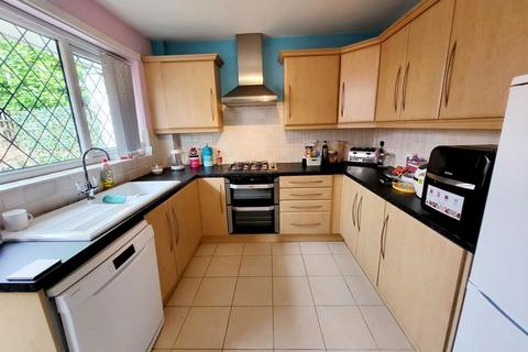 1 Lindwall Close, Manchester, M23 0EF