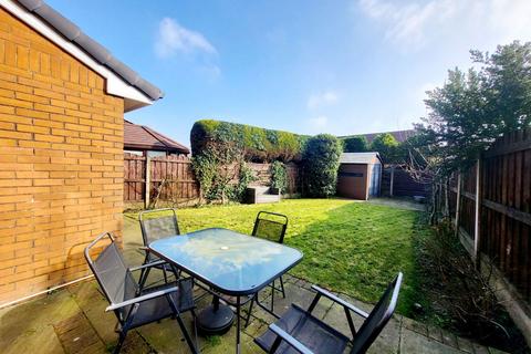 21 Birchwood, Chadderton, Oldham, OL9 9UH