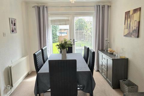 21 Birchwood, Chadderton, Oldham, OL9 9UH