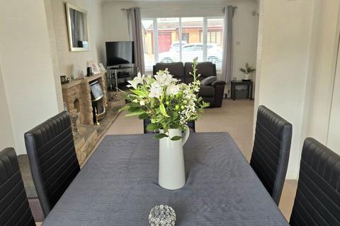 21 Birchwood, Chadderton, Oldham, OL9 9UH