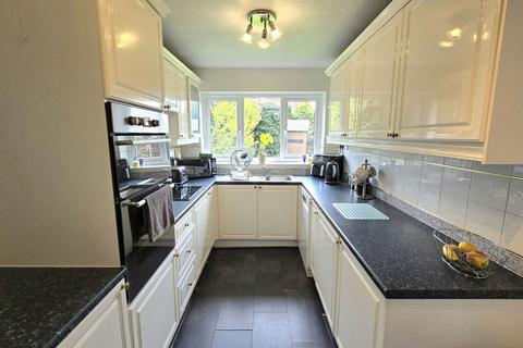 21 Birchwood, Chadderton, Oldham, OL9 9UH