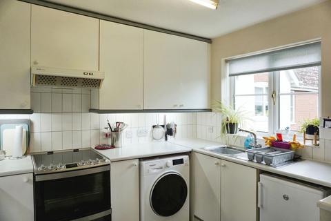 1 bedroom apartment for sale, Chandlers Court, Cambridge CB25