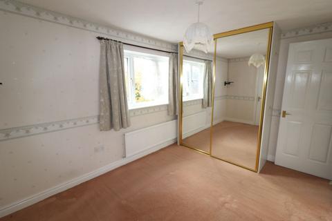 24 Colliery Green Drive, Little Neston, Neston, CH64 0UA