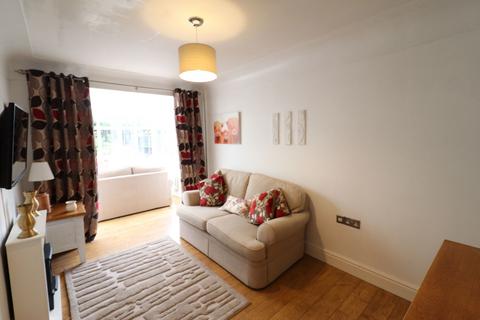 35 Ambleside Close, Bromborough, Wirral, CH62 7JF