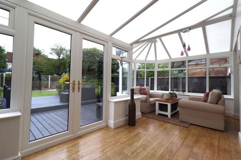 35 Ambleside Close, Bromborough, Wirral, CH62 7JF