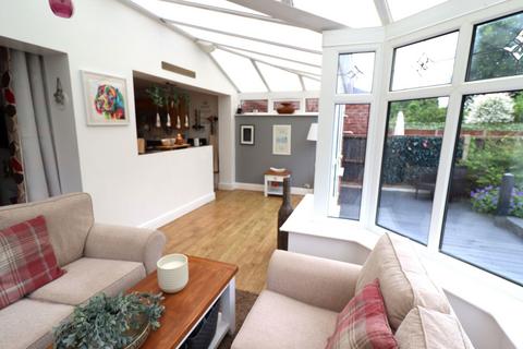 35 Ambleside Close, Bromborough, Wirral, CH62 7JF