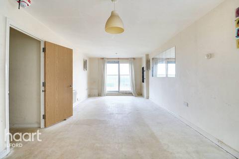 2 bedroom apartment for sale, Axon Place, Ilford