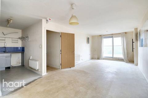 2 bedroom apartment for sale, Axon Place, Ilford