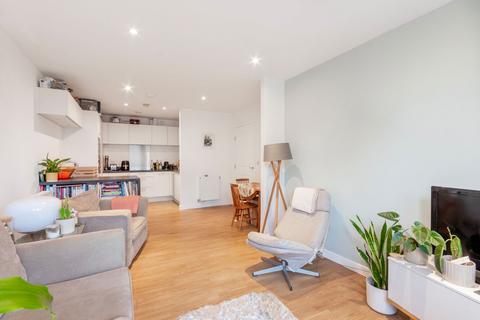Flat 42, Graciosa Court, 176 Harford Street, London, E1 4GF