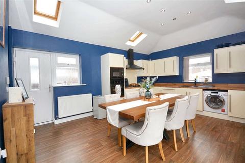 3 bedroom terraced house for sale, John O'Gaunts Walk, Rothwell, Leeds, West Yorkshire