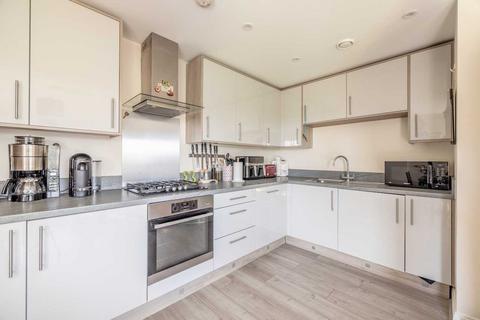 2 bedroom apartment for sale, Windsor Road, Slough SL1