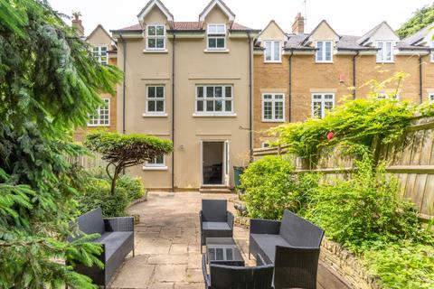 4 bedroom terraced house for sale, Morningside Close, Cheltenham GL52